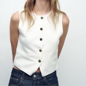 Zara knit Sleeveless White Button-Up Women's Top